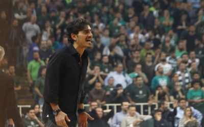 Αποθέωσε το Θρύλο Αλβέρτη ο Γιαννακόπουλος (pic)