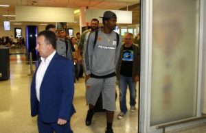 Η άφιξη των Τζέιμς, Φώτση και Γκάμπριελ (pics)