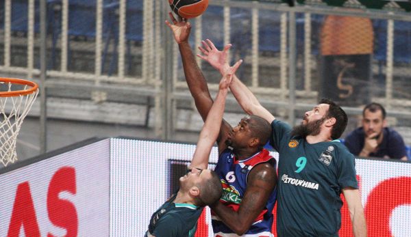 "Έπιασε" τον Οικονόμου ο Φώτσης