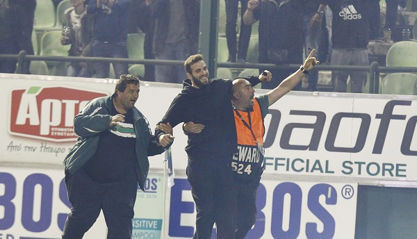 «Χτύπημα» Παππά στο Instagram με... πούρο και κούπα!