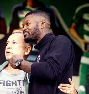 "Κλικς" του Σισέ από τη Λεωφόρο (pics)