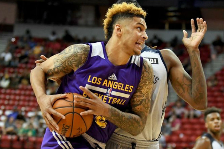 Ελεύθερος ο Όγκαστ