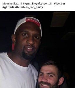 ΑΛΗΤΕΙΑ! Αναδημοσίευσαν παλιά φωτογραφία για να πλήξουν τον Εξάστερο (pics)