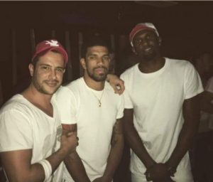 ΑΛΗΤΕΙΑ! Αναδημοσίευσαν παλιά φωτογραφία για να πλήξουν τον Εξάστερο (pics)