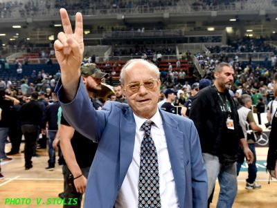 Η αγωνία του Θανάση (pics)