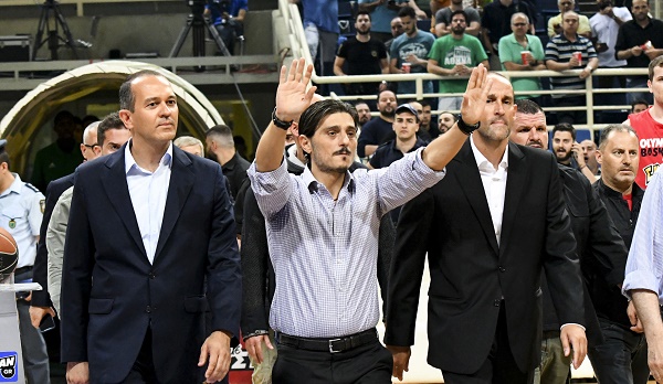 Απάντηση Γιαννακόπουλου με νόημα σχετικά με την τρομοκρατία που ετοιμάζουν στο ΣΕΦ!