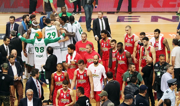 ΠΟΝΟΣ - Τι γράφουν τα γαυροσάιτ για την τσαπού στο ΟΑΚΑ! (pics)