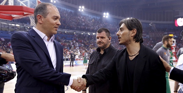 ΕΛΕΟΣ ρε Αγγελόπουλοι!