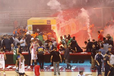 Γυαλιά καρφιά στο ΣΕΦ, αποχώρησε ο Παναθηναϊκός! (vid-pics)