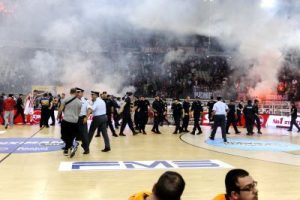 ΕΙΚΟΝΕΣ ΣΟΚ! Καρέ-καρέ η ζούγκλα στο ΣΕΦ! (pics)