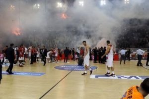 ΕΙΚΟΝΕΣ ΣΟΚ! Καρέ-καρέ η ζούγκλα στο ΣΕΦ! (pics)