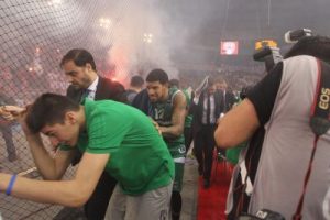 ΕΙΚΟΝΕΣ ΣΟΚ! Καρέ-καρέ η ζούγκλα στο ΣΕΦ! (pics)