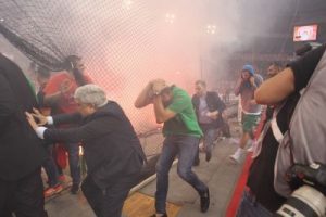 ΕΙΚΟΝΕΣ ΣΟΚ! Καρέ-καρέ η ζούγκλα στο ΣΕΦ! (pics)