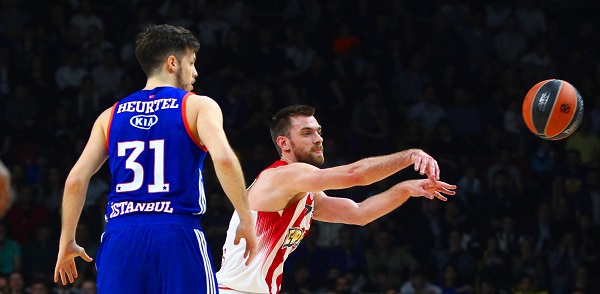 Η Βαλένθια «βλέπει» στόχο του Εξάστερου