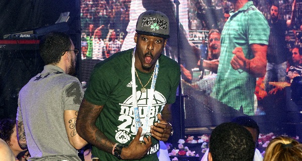 Όλα όσα έγιναν στο γλέντι του Παναθηναϊκού στα μπουζούκια (vids & pics) Όλα όσα έγιναν στο γλέντι του Παναθηναϊκού στα μπουζούκια