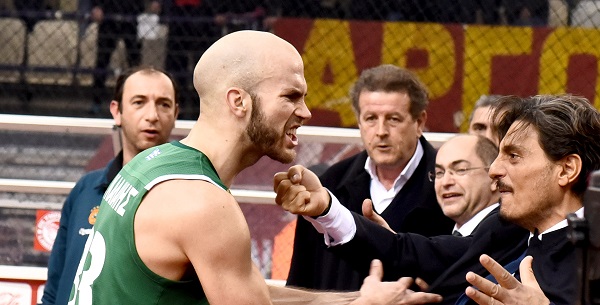 Ποστ Γιαννακόπουλου και σχόλιο για Καλάθη!