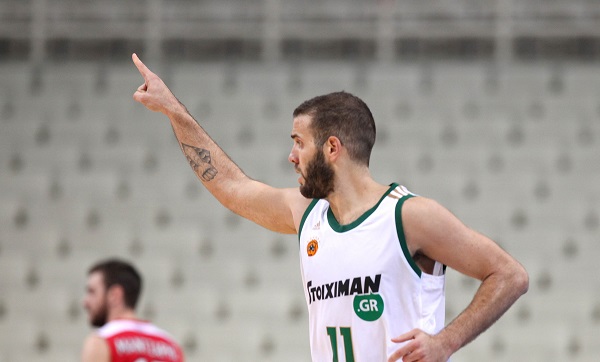 ΕΠΙΚΟ σχόλιο Τζεντίλε σε Παππά! (pic)