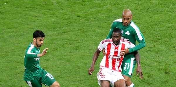 Αμφίβολοι για το πρώτο παιχνίδι...