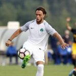 Το πρώτο φιλικό σε "κλικς"