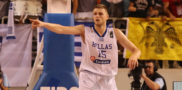 Έγραψε ιστορία ο Χαραλαμπόπουλος!