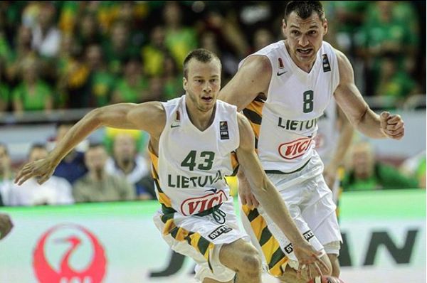 Δίπλα στον Λεκαβίτσιους ο Ματσιούλις (pic)