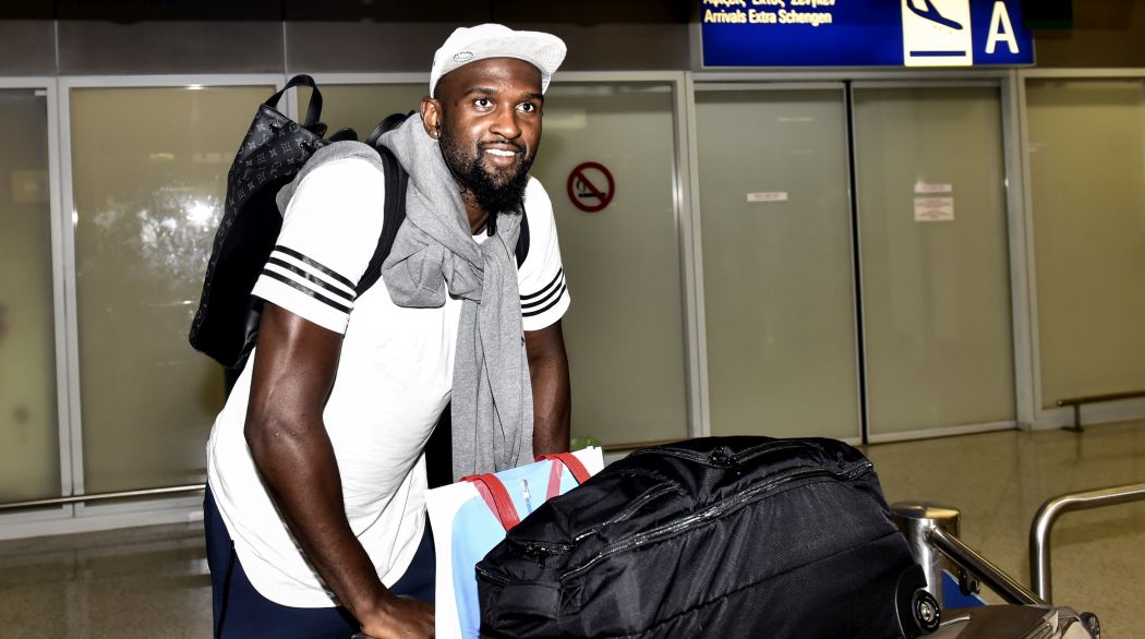 Η άφιξη του Σίνγκλετον σε "κλικς" (pic)