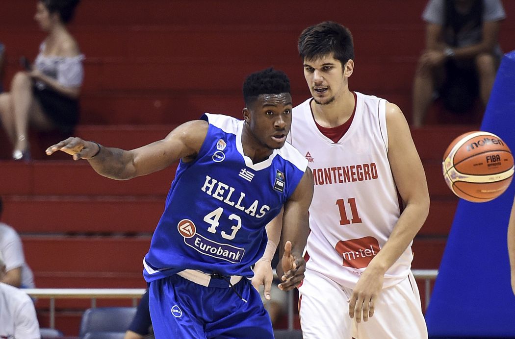 Θ. Αντετοκούνμπο: "Η ομάδα αυτή αξίζει ένα γεμάτο γήπεδο"