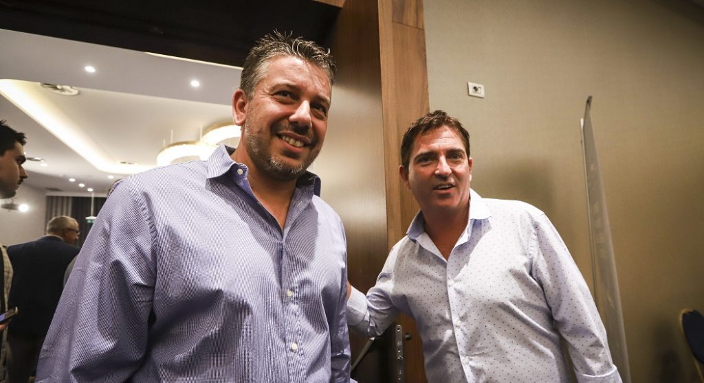 Τα είπαν Πασκουάλ - Παπαθεοδώρου