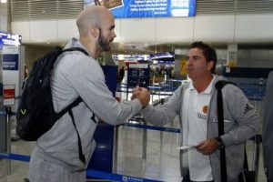 "Πέταξε" για Μόσχα ο Εξάστερος - Όλα τα λεφτά το... στυλ του Γκιστ! (pics)