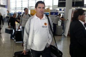 "Πέταξε" για Μόσχα ο Εξάστερος - Όλα τα λεφτά το... στυλ του Γκιστ! (pics)