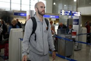 "Πέταξε" για Μόσχα ο Εξάστερος - Όλα τα λεφτά το... στυλ του Γκιστ! (pics)