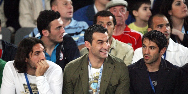 Απαντούν Καραγκούνης - Κυργιάκος!