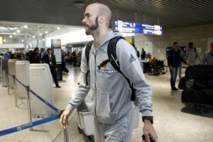 Η αναχώρηση του Εξάστερου για Ισπανία σε "κλικς" (pics) Η αναχώρηση του Εξάστερου για Ισπανία σε "κλικς" (pics)