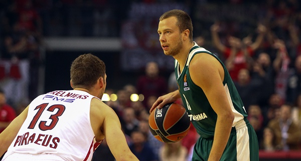 ΤΟ ΑΠΙΘΑΝΟ καλάθι του Λεκαβίτσιους που... τελείωσε τις γαυριέλες! (vid)