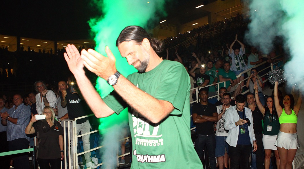 «Ας ελπίσουμε ότι θα τον κάνουμε περήφανο απόψε το βράδυ…»