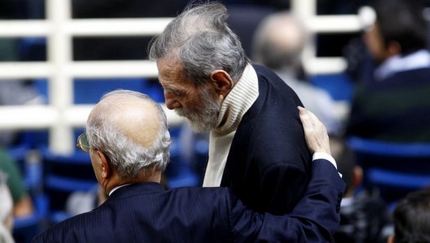 Ο Θανάσης υποδέχτηκε τον Βαρδινογιάννη στο ΟΑΚΑ