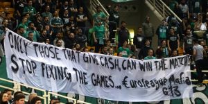 Πανό - επίθεση των οπαδών στην Euroleague στο ΟΑΚΑ! (pic)