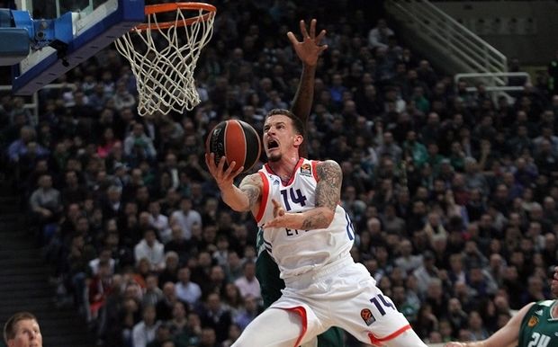 "Δεν μπορούσα να συνεννοηθώ με τους συμπαίκτες μου, λόγω των οπαδών του ΠΑΟ"