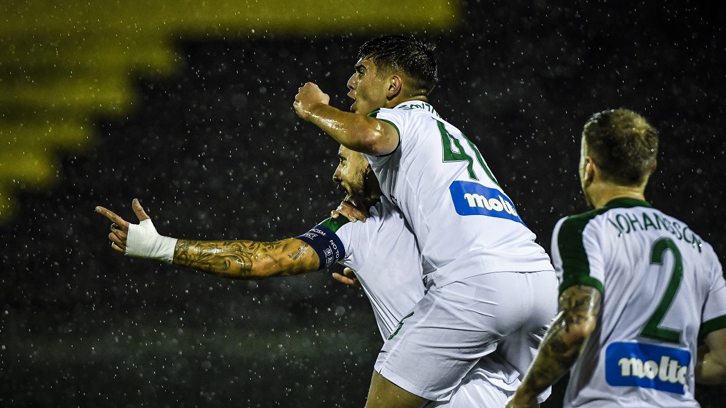 Πρόταση ανανέωσης στον Μπουζούκη