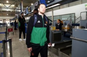 "Έκλεψε" την παράσταση του μούσι του Σίνγκλετον (pics) "Έκλεψε" την παράσταση του μούσι του Σίνγκλετον (pics)