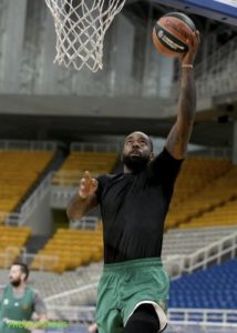 Το μαλλί του... Όγκαστ ξεχώρισε στην προπόνηση! (pics)