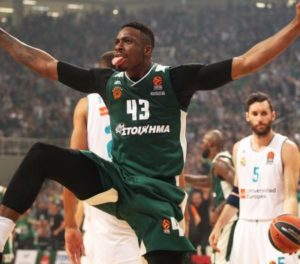 Ο τρομερός πανηγυρισμός του Αντετοκούνμπο! (pic)