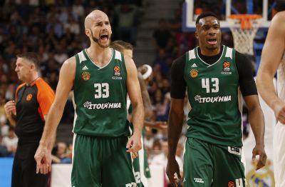 Σε έξαλλη κατάσταση ο Καλάθης (pics)