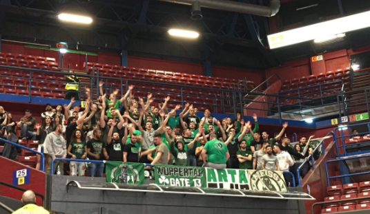 H «πράσινη» εξέδρα στο Μιλάνο! (pic)