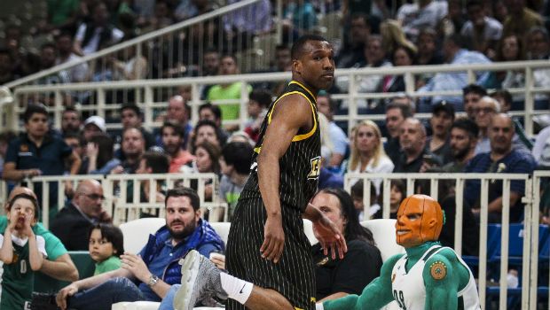 Έβγαλε... γλώσσα ο Γκριν