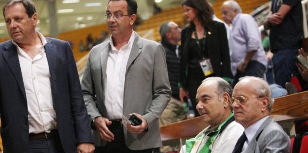 Τετ α τετ Γιαννακόπουλου - Αγγελόπουλου (pic)