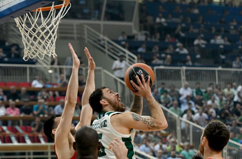 Συνεχίζει χωρίς προβλήματα