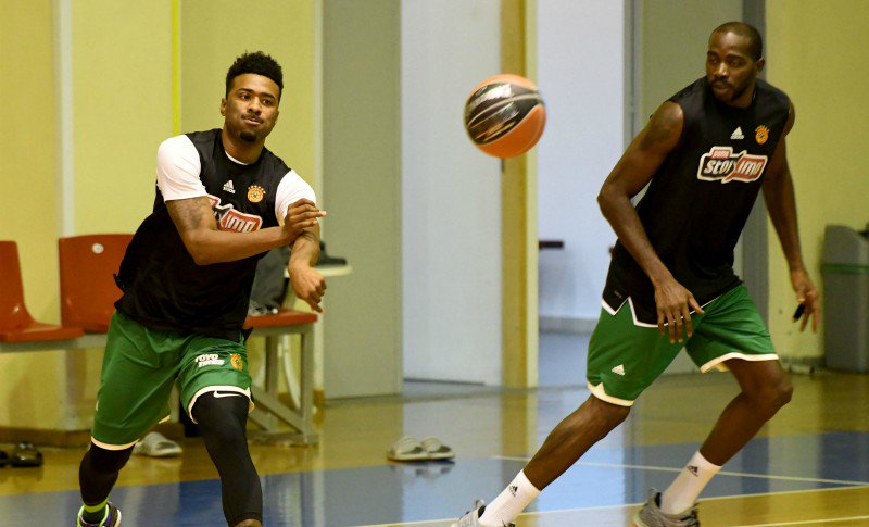 Λάσμε, Λάνγκφορντ και Τόμας απαντούν σε κουίζ για τον... Μακαμπιναϊκό!