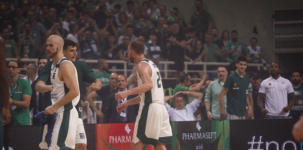 Λοτζέσκι: «Όταν νικάς τον Ολυμπιακό, το συναίσθημα είναι τέλειο»