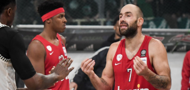 Απίστευτοι: Οι γαύροι κράζουν τη διοίκηση, τη στιγμή που δημοσιογράφοι τους ταϊζουν σανό! (pics)